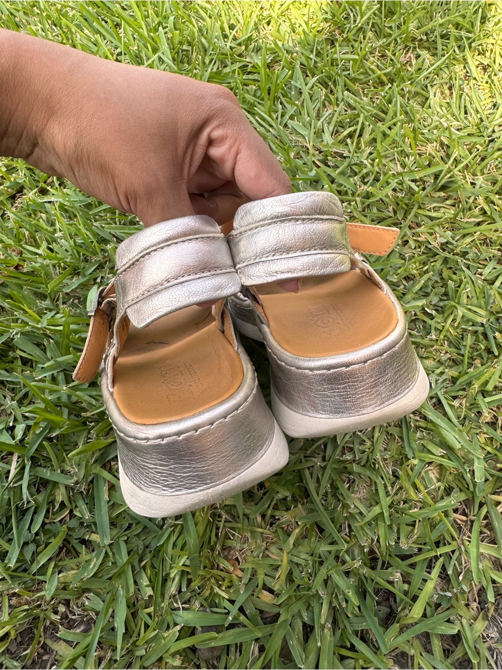 Born Silver Quilted Platform Sandals Strap Buckle - Picture 4 of 9